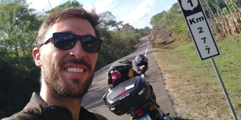 Com destino final em Prudhoe Bay, no Alasca, a expedição percorre por mais de 60 mil quilômetros pela América do Su