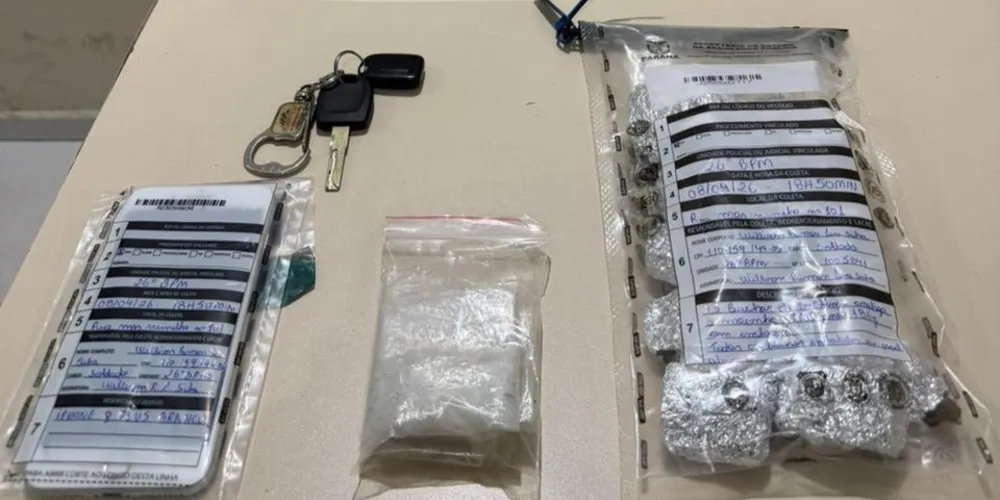 O homem recebeu voz de prisão por tráfico de drogas e foi encaminhado à 18ª Subdivisão Policial