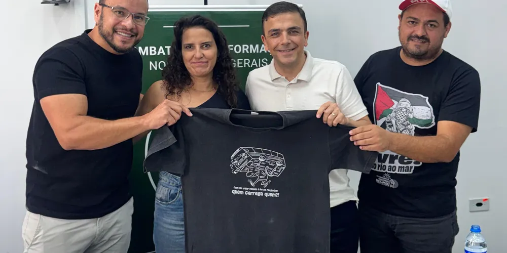 Participaram do evento o advogado Joel Oliveira, a jornalista Mareli Martins e o advogado e coordenador do Movimento Popular de Luta (MPL), Leandro Dias