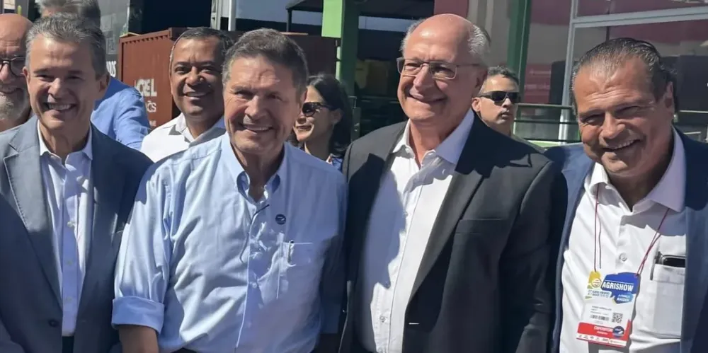 Batizada de Moviagrícola, a iniciativa prevê a liberação de cerca de R$ 10 bilhões em financiamentos para aquisição de tratores, implementos e colheitadeiras