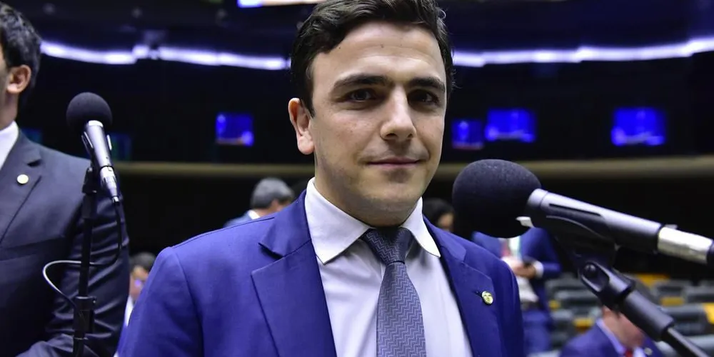 Aliel esteve entre os parlamentares que apoiaram o início da tramitação da proposta ainda em 2017