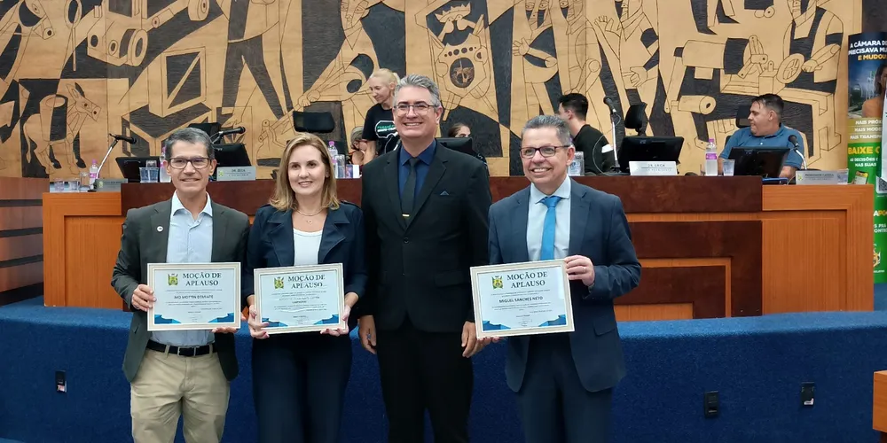 Ivo Mottin Demiate, Adriana de Fátima Campagnolli, Julio Kuller e Miguel Sanches Neto