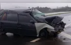 Motorista fica ferido após colidir contra defensa metálica na PR-151