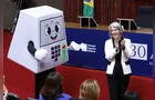 TSE lança mascote "Pilili", em comemoração aos 30 anos da urna eletrônica