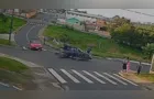 Carro corta frente de moto e provoca acidente com dois feridos em Ponta Grossa