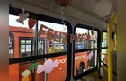 VCG leva clima de páscoa para o transporte coletivo de Ponta Grossa