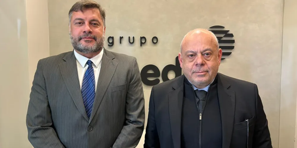 Advogados de defesa Alexandre Postiglione Bührer e Rafael Cervi
