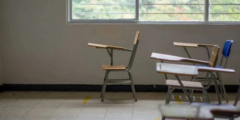 Aluno de 13 anos agrediu a professora em colégio do Paraná