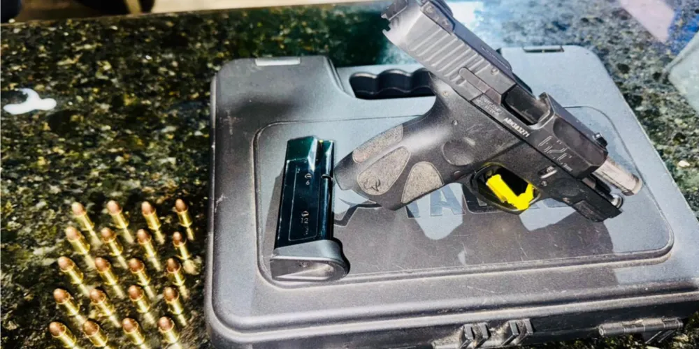 Ao perceber que a Polícia Militar havia sido acionada, o homem fugiu