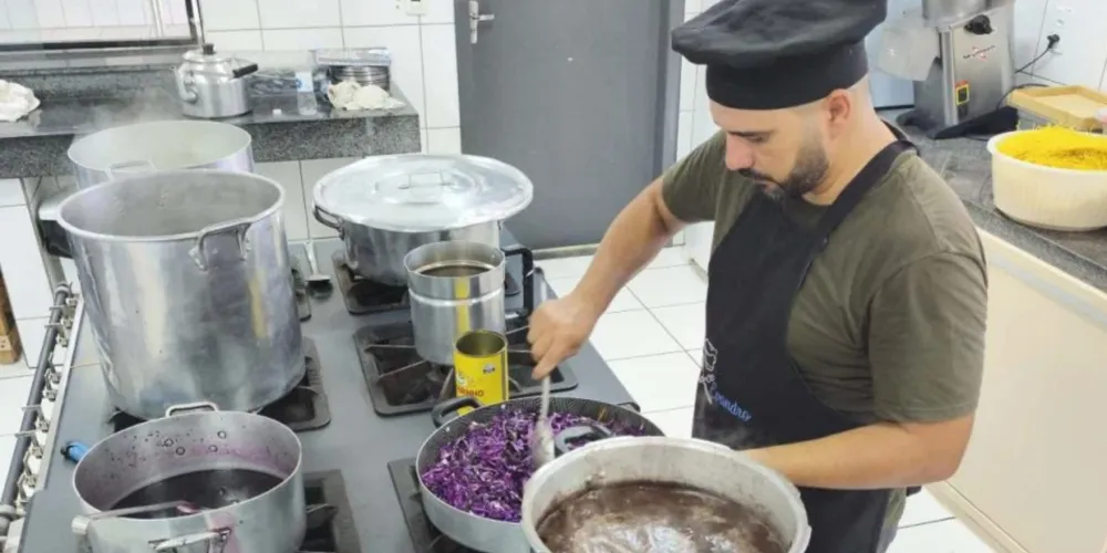 Autor do prato “Yaki do Chefe”, Evandro ficou entre os 55 vencedores da edição