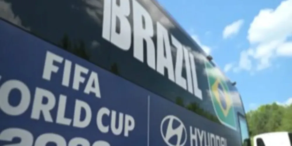 A deleção já deixou o hotel rumo ao estádio