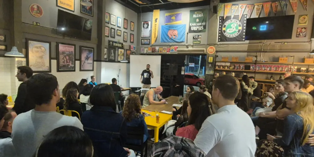O evento propõe uma experiência diferente, trocar o ambiente tradicional das salas de aula e laboratórios por espaços descontraídos
