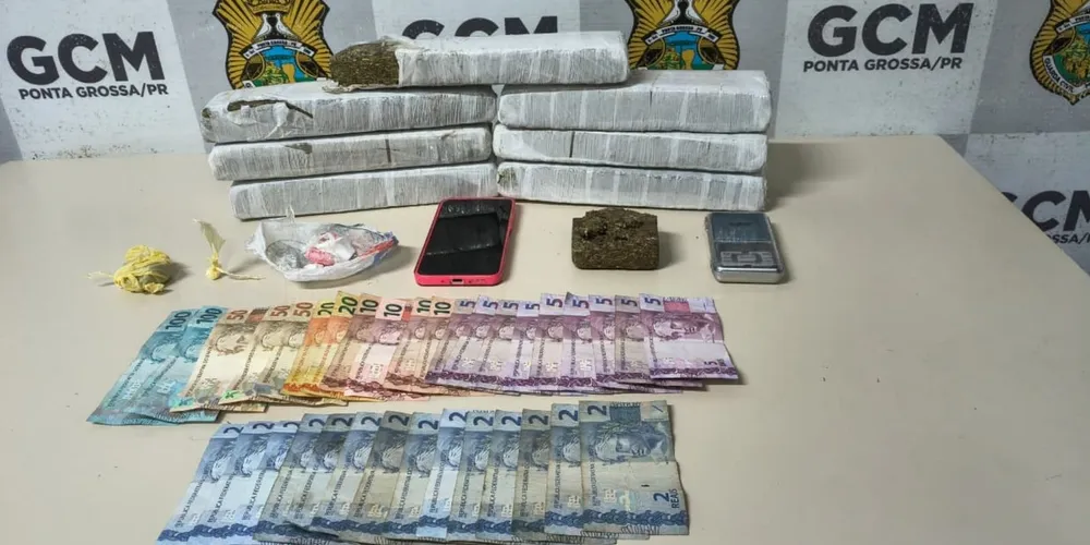 O material apreendido foi encaminhado à delegacia