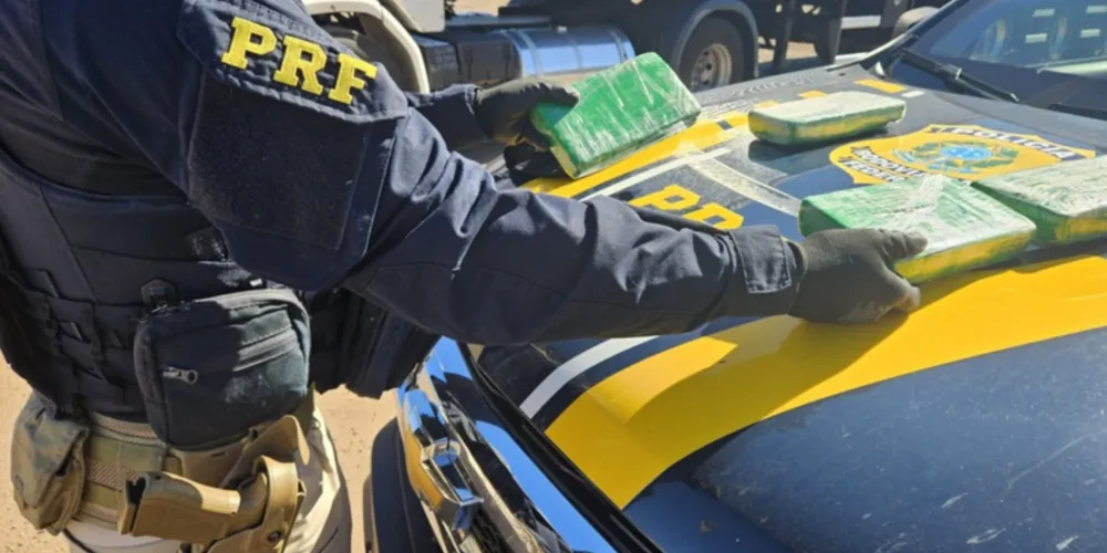 O flagrante ocorreu por volta das 10h, no quilômetro 228 da BR-163, no distrito de Sede Alvorada, em Cascavel (PR)