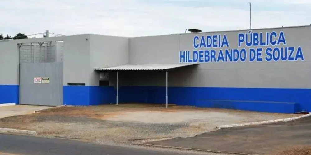 O homem recebeu voz de prisão e foi encaminhado à Casa de Custódia de Ponta Grossa