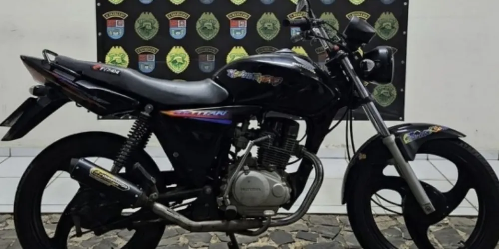 A moto foi apreendida