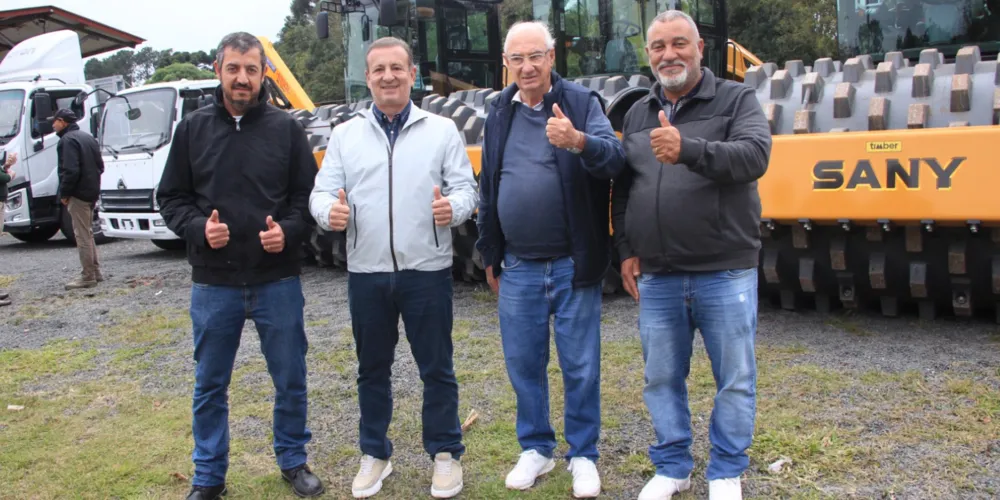 Entrega foi realizada nesta sexta-feira (22), com a presença de lideranças municipais e estaduais