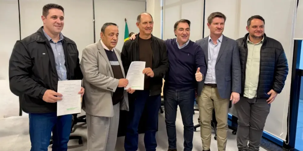 Prefeito esteve em Curitiba com diversas lideranças do Governo do Estado