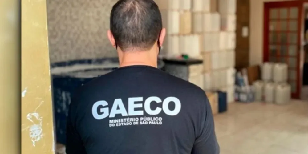 A ação é realizada pelo Grupo de Atuação Especial de Combate ao Crime Organizado