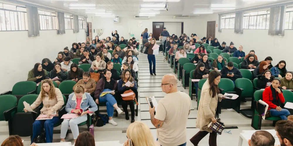 Ao todo, 114 profissionais foram convocados para integrar a rede municipal de ensino