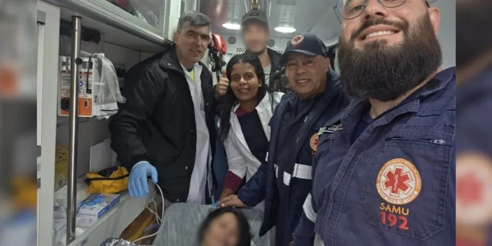 Mãe e filho receberam atendimento ainda na unidade móvel