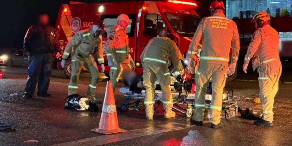 Motociclista atingido por carro sofreu várias fraturas pelo corpo e motorista fugiu sem prestar socorro