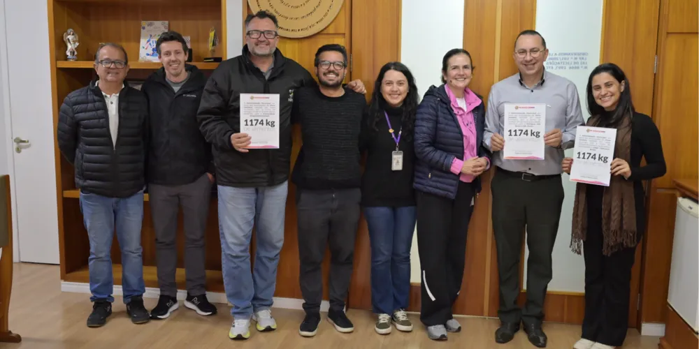 O ato simbólico de entrega foi realizado nessa segunda-feira (22), no gabinete da Prefeitura