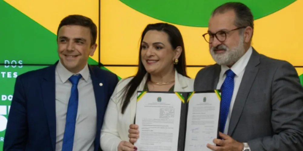 Elisangela Pedroso e Aliel Machado