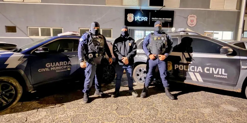 Homem foi conduzido pela equipe policial à delegacia