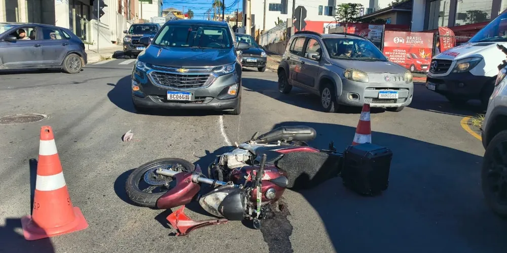 Acidente registrado no bairro Uvaranas