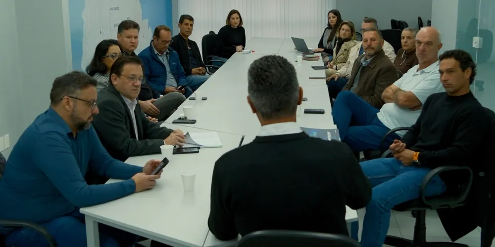 Reunião com representantes do setor industrial do município