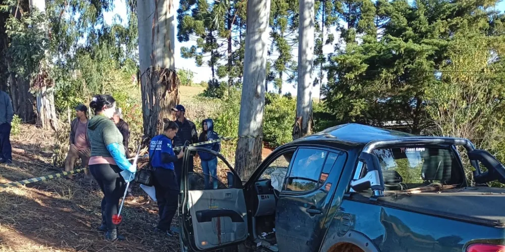 Veículo após acidente na PR-487