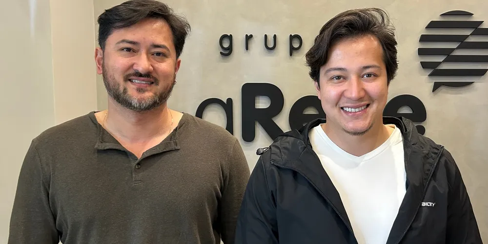 Anderson Yukio Rodrigues e Allisson Akio Rodrigues, sócios-proprietários do Estação Grill