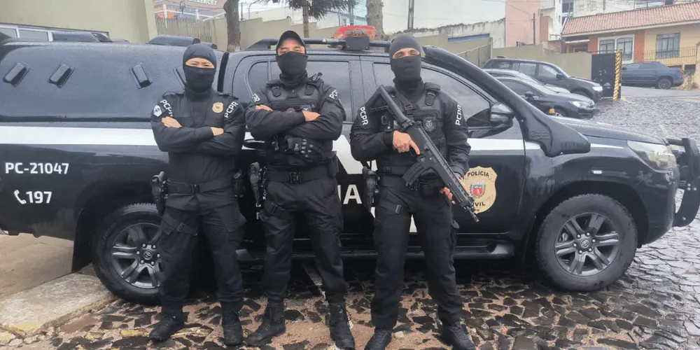 Para desarticular a quadrilha definitivamente, as equipes da delegacia de Ortigueira viajaram até Ponta Grossa e monitoraram dois endereços suspeitos