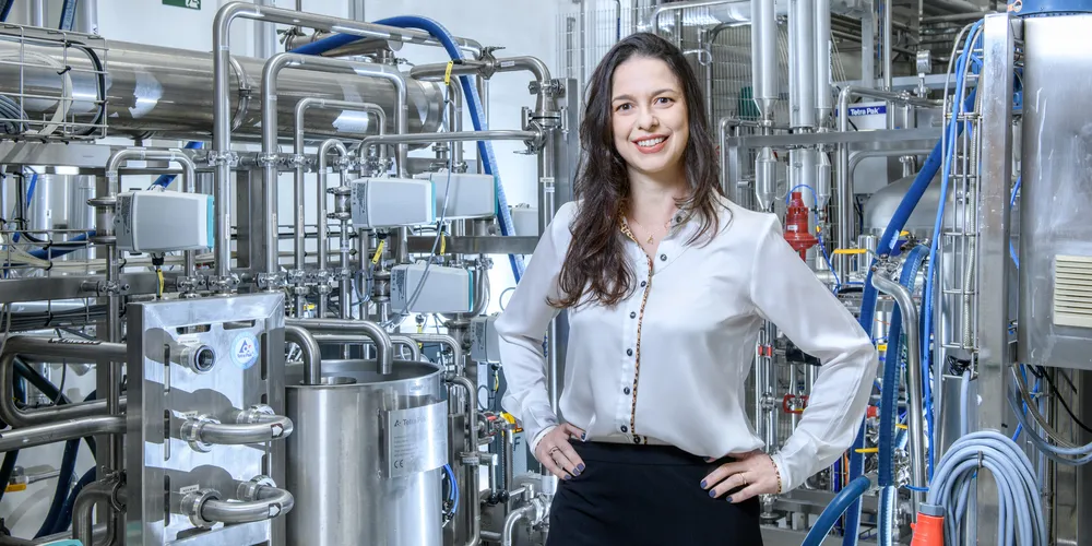 Ana Paula Forti conta que a Tetra Pak vem redesenhando seu portfólio de equipamentos industriais, com foco na redução do consumo de água, energia e no desperdício de alimentos