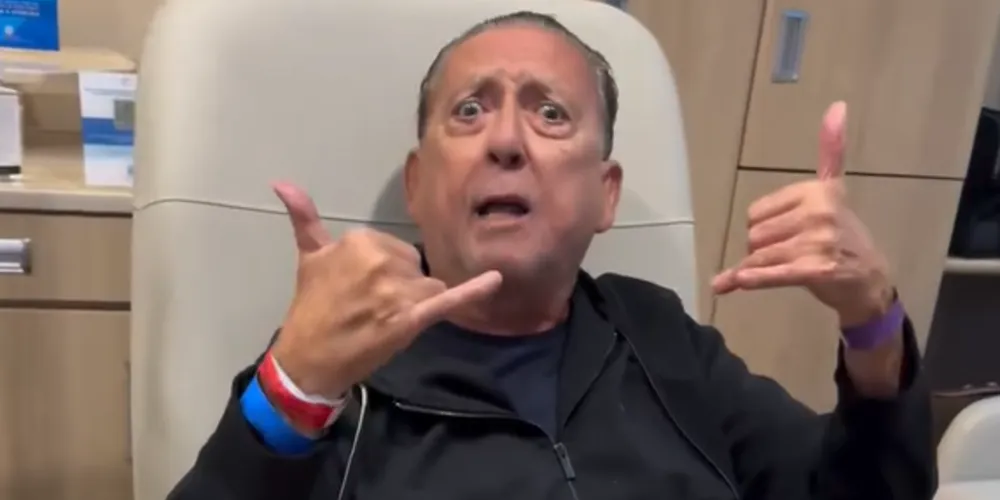 Galvão Bueno se pronuncia após ser internado para cirurgia na coluna