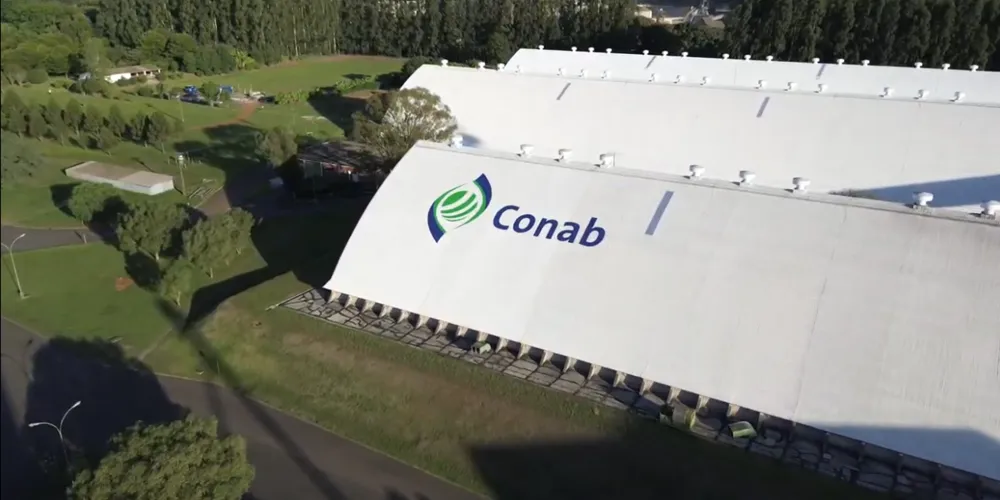 Com investimento total de R$ 55 milhões em todas as fases, as intervenções iniciais do convênio ampliaram a capacidade operacional de 180 mil para 300 mil toneladas de grãos