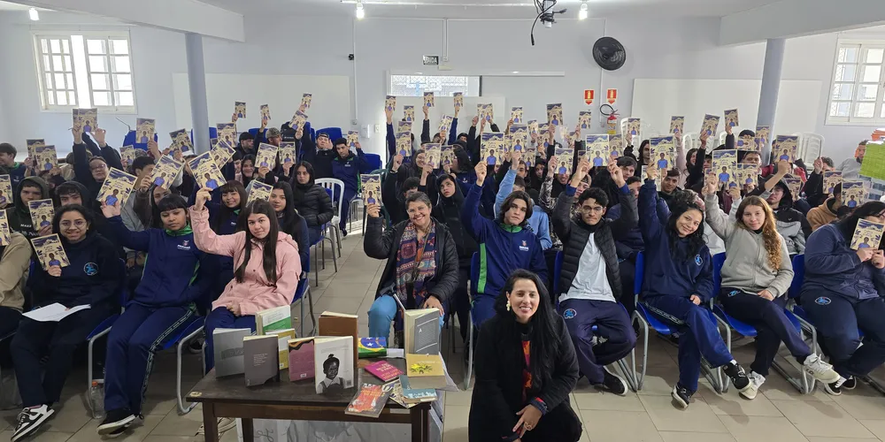 Dezessete escolas que compõem o projeto A Glória do Meu Quilombo – A Importância de Carolina Maria de Jesus
