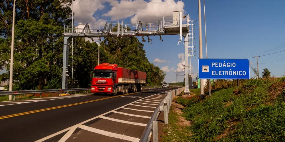 O anúncio ocorre em meio ao avanço da implantação do free flow nas rodovias brasileiras