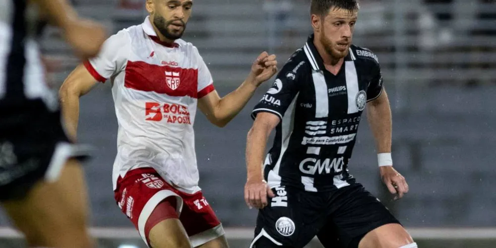 Time alagoano fez sua melhor partida na Série B e não deu chances ao Fantasma.