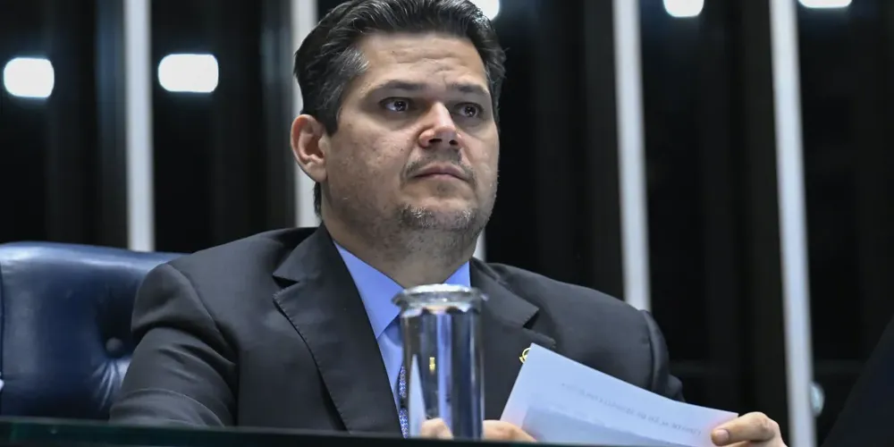 O presidente do Congresso Nacional e do Senado Federal, Davi Alcolumbre (União-AP)