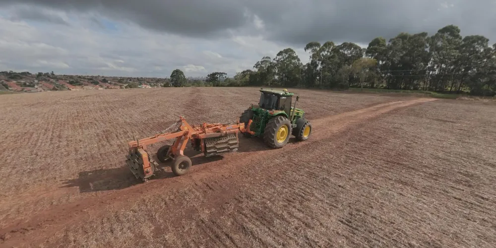 A safra de soja registrou rendimento médio de 4.300 quilos por hectare nos Campos Gerais, a maior marca já alcançada na região