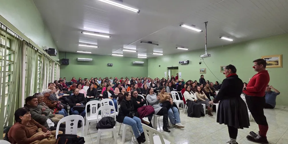 A presença da OSC na formação se deu por meio da palestra “A receita para uma vida mais feliz e saudável”