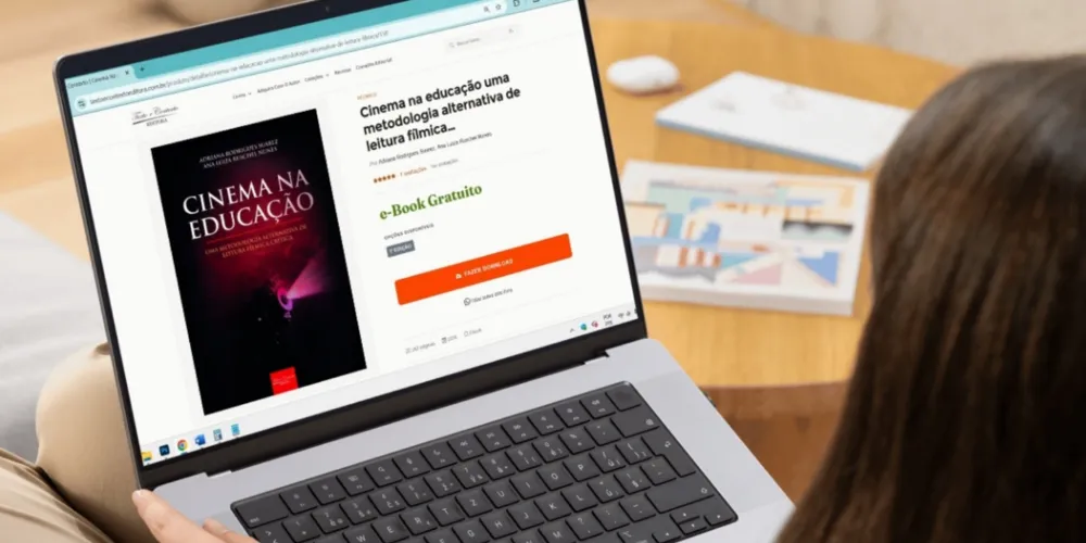 Tanto a versão em e-book quanto a em audiobook estão disponíveis gratuitamente