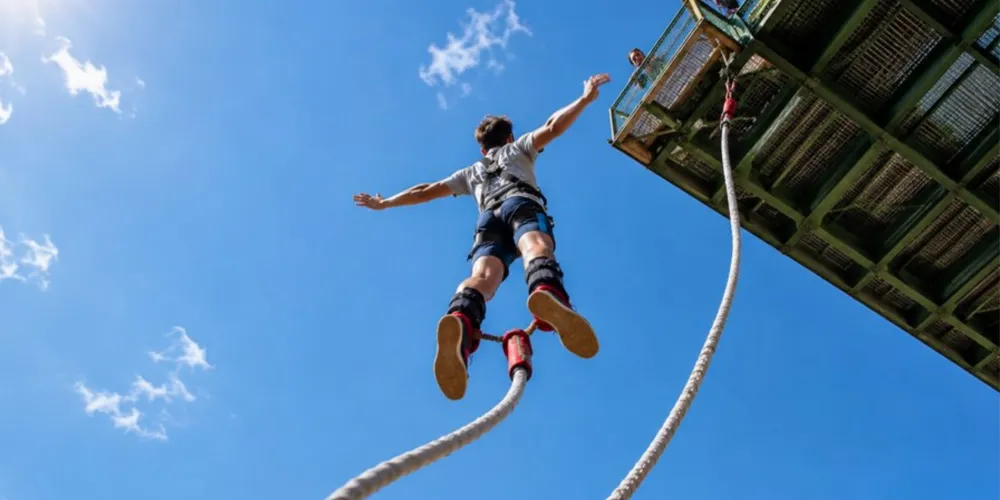 Rope jump e bungee jump são exemplos de esportes radicais