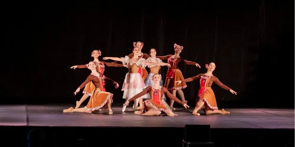 No dia 17, coreografias de Ballet encantaram o público presente no Centro de Eventos