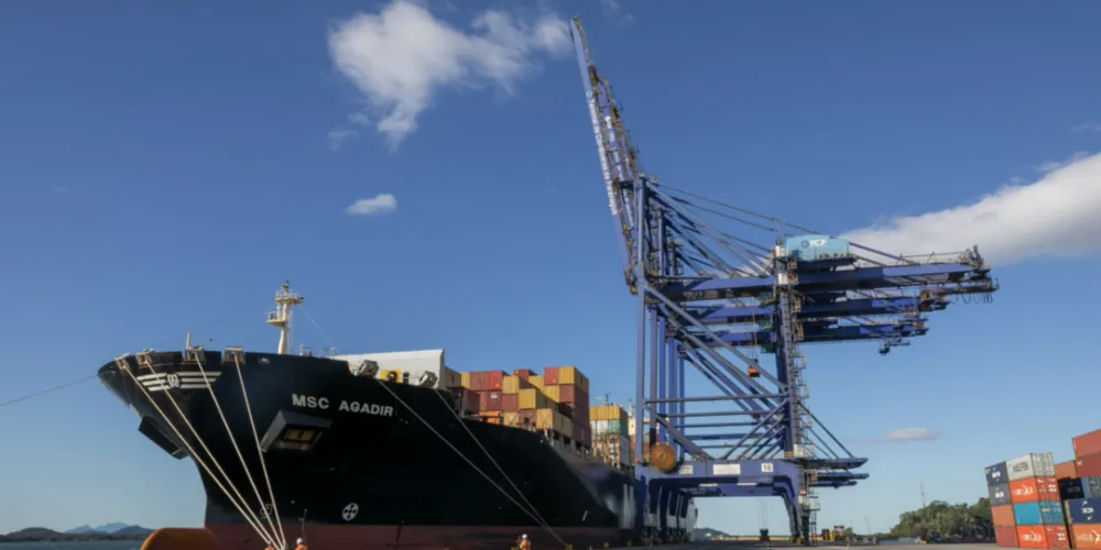 Tarifas podem impactar produtos que representam aproximadamente US$ 1 bilhão dos US$ 1,3 bilhão exportados pelo Paraná aos EUA em 2025
