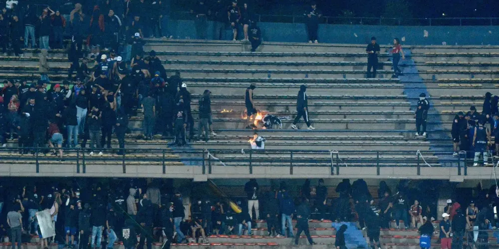 Torcedores lançaram fogo nas arquibancadas do estádio Atanásio Girardot durante Independiente Medellín x Flamengo