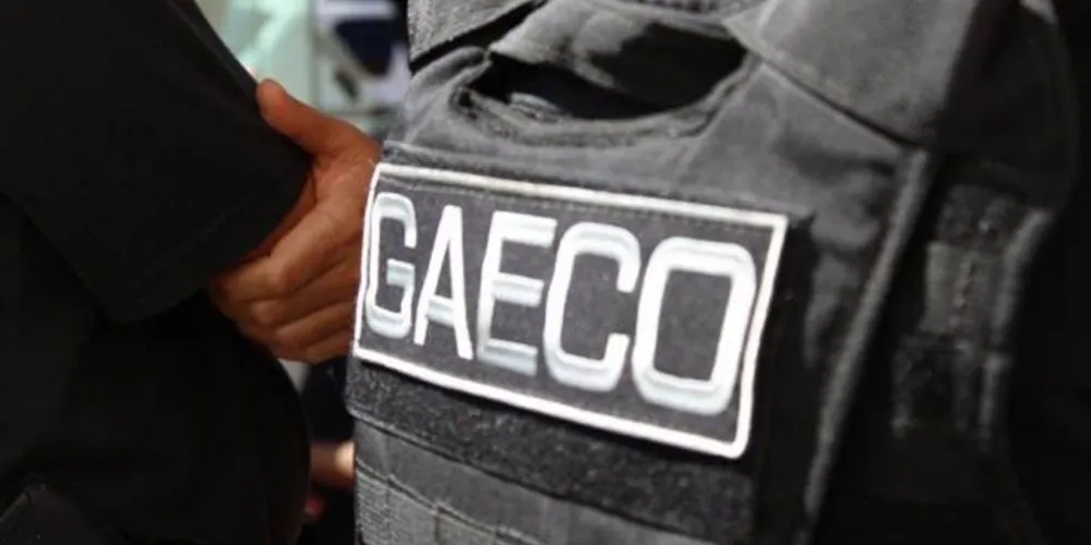 A operação contou com a atuação integrada do GAECO (Grupo de Atuação Especial de Combate ao Crime Organizado), Polícia Militar, Polícia Civil, Polícia Penal e Polícia Científica
