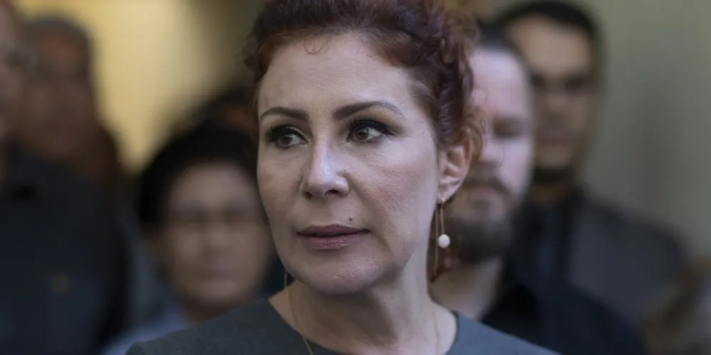 Carla Zambelli foi presa em 29 de julho do ano passado, após ter o nome incluído na Difusão Vermelha da Interpol como foragida internacional